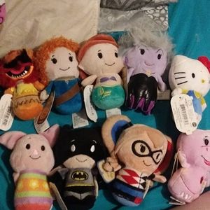 Hallmark itty bittys